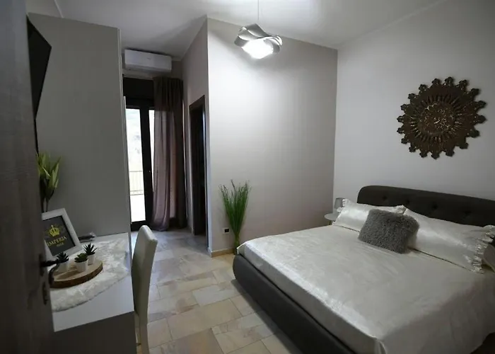 ゲストハウス Imperial Park 3*